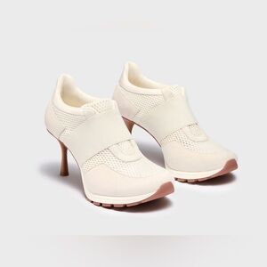 The Icon in Bone White